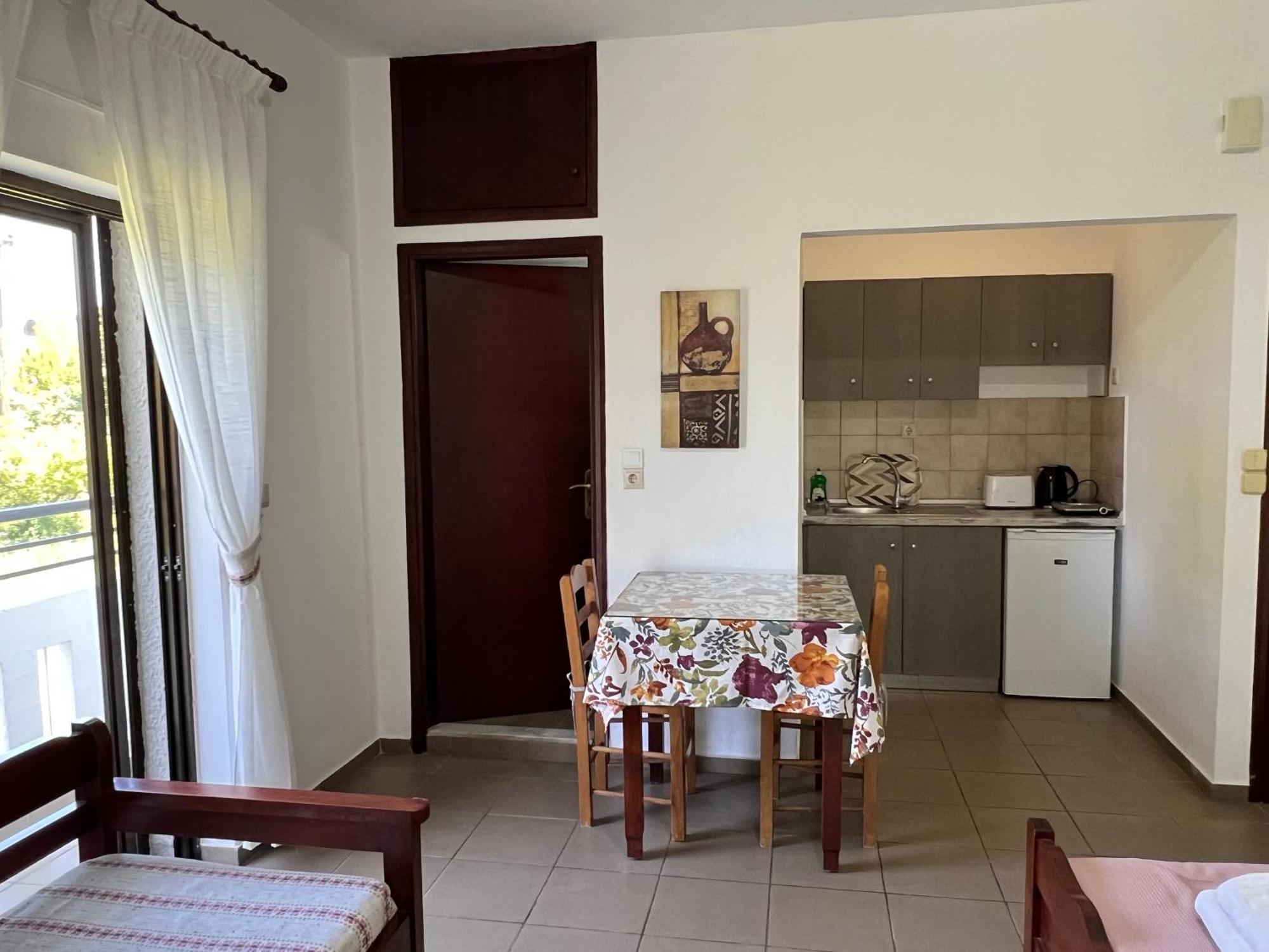 Zourpos Studios & Apartments Kalyves Zewnętrze zdjęcie